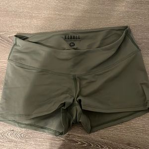 Nobull low rise shorts medium 2”